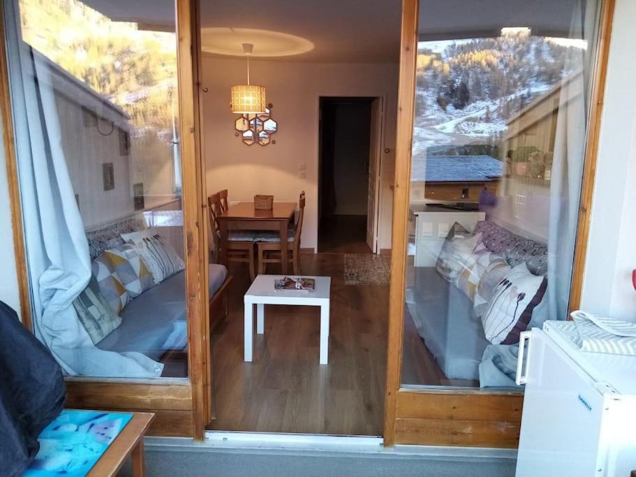 Апартаменты 2 Pieces Avec Terrasse Et Vue Sur Les Pistes Изола Экстерьер фото